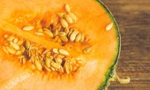 Selon une étude, 96% des personnes qui tâtent un melon n’ont aucune idée de ce qu’elles font